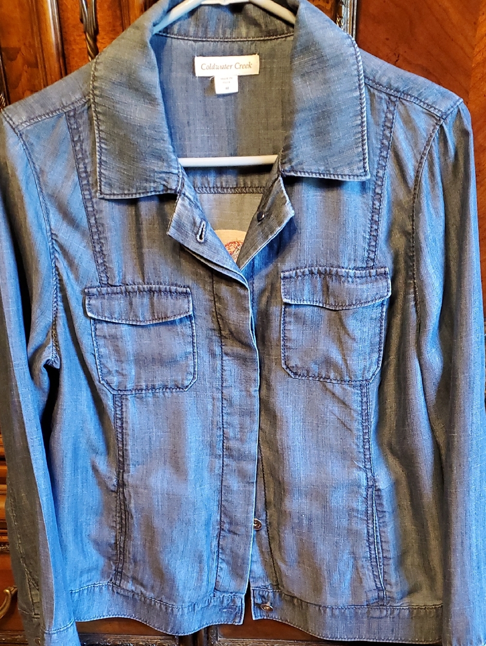 Laurel Burch Embroidery Coldwater Creek  Light Blue Denim Jacket with Pockets